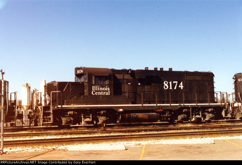 IC GP10 #8174 - Illinois Central